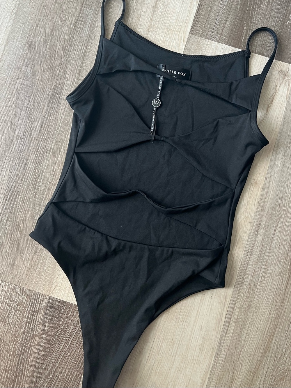 White Fox Black Cut-Out Black Bodysuit in size XS NWOT - Picture 4 of 11